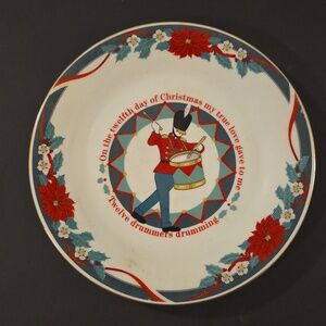 Tienshan Plate Deck The Halls Verge  Christmas Twelve Drummers Drumming 7.5"